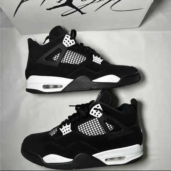Size 10.5 - Nike Air Jordan 4 Retro White Thunder Men's Shoes